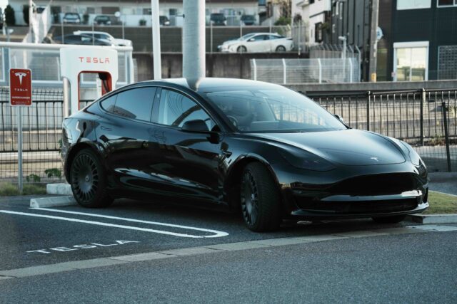 東京から福井へ、Tesla Supercharger縛りでModel 3がどこまで快適か